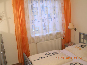 das Schlafzimmer der Fewo